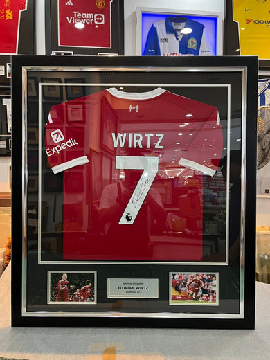 เสื้อลิเวอร์พูลปี 2025-2026 พร้อมลายเซ็น Florian Wirtz มีใบเซอร์รับรอง