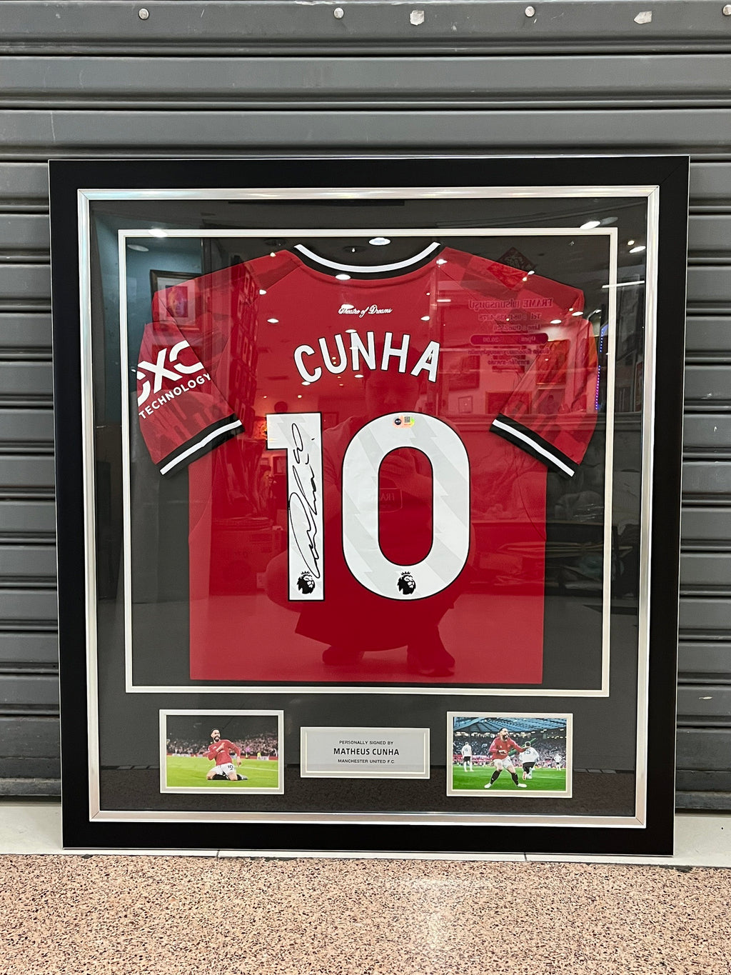 เสื้อบอลแมนเชสเตอร์ ยูไนเต็ดลิขสิทธิ์แท้ ปี 2025-26 พร้อมลายเซ็น Matheus Cunha และใบเซอร์รับรอง