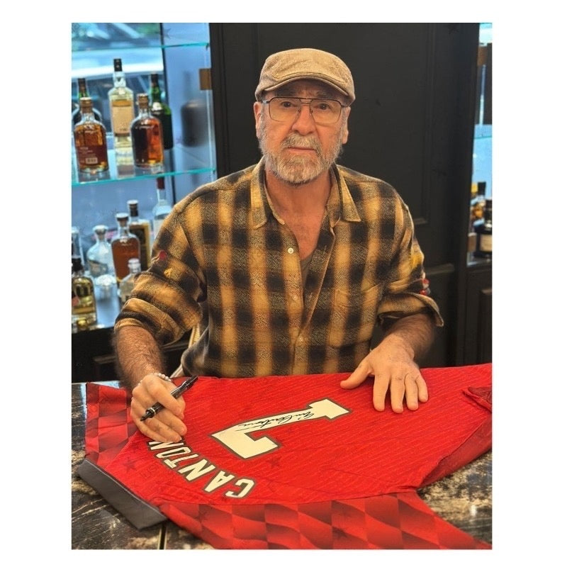 เสื้อบอลแมนเชสเตอร์ยูไนเต็ดปี 1997-1998 มาพร้อมลายเซ็น Eric Cantona และใบเซอร์รับรอง