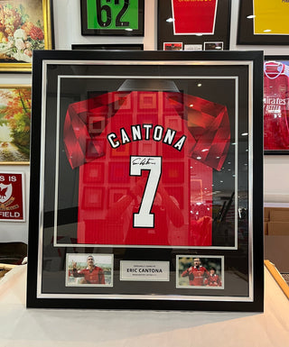 เสื้อบอลแมนเชสเตอร์ยูไนเต็ดปี 1997-1998 มาพร้อมลายเซ็น Eric Cantona และใบเซอร์รับรอง