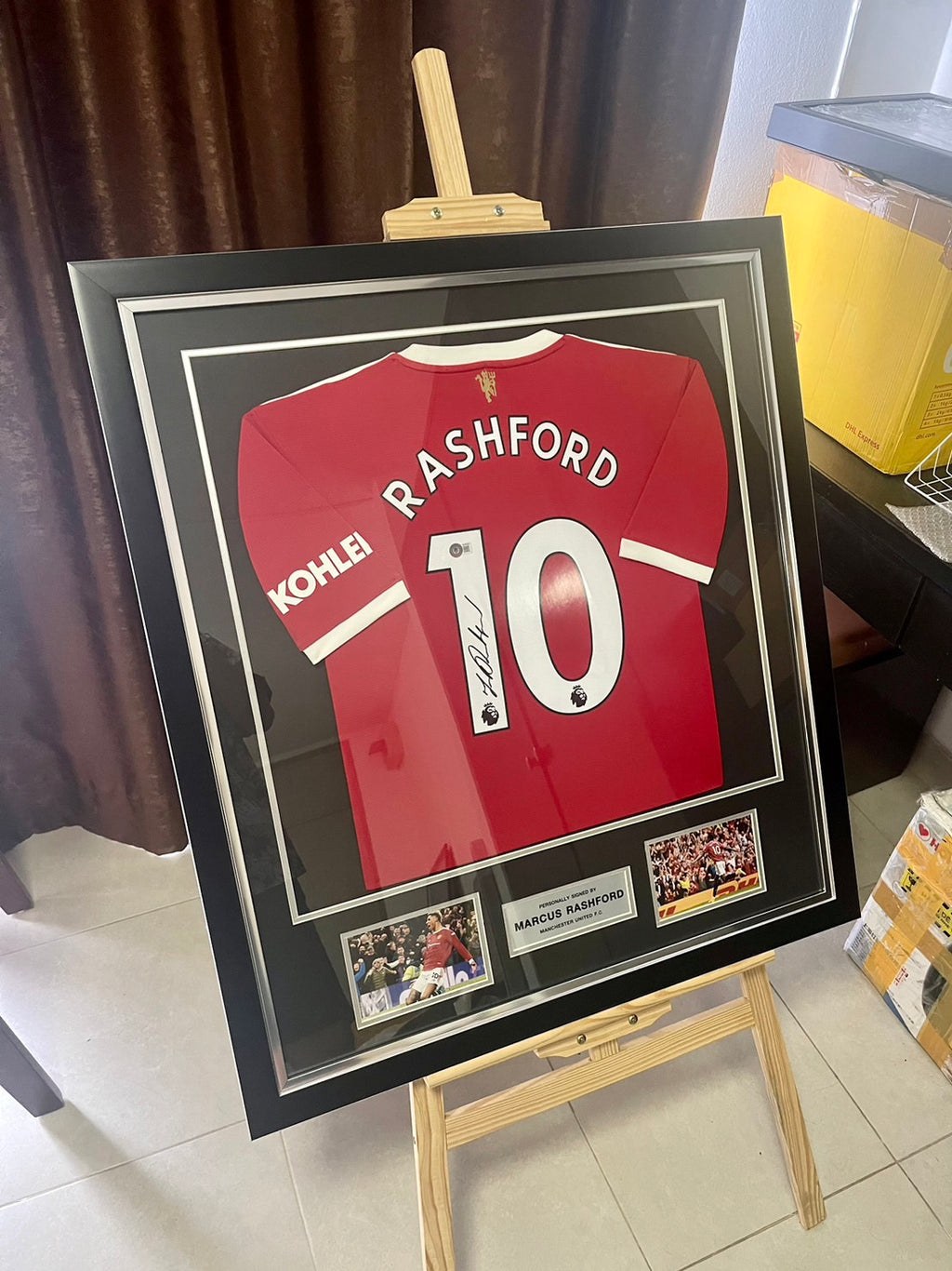 เสื้อบอลแมนเชสเตอร์ยูไนเต็ดลิขสิทธิ์แท้ Marcus Rashford ปี 2021-2022 มาพร้อมลายเซ็นและกรอบสุดพรีเมี่ยม