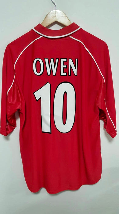 เสื้อแข่งมือสองลิขสิทธิ์แท้ ลิเวอร์พูล ปี 2000-02 รุ่น Owen ไซส์ XL ในกรอบสวยหรู